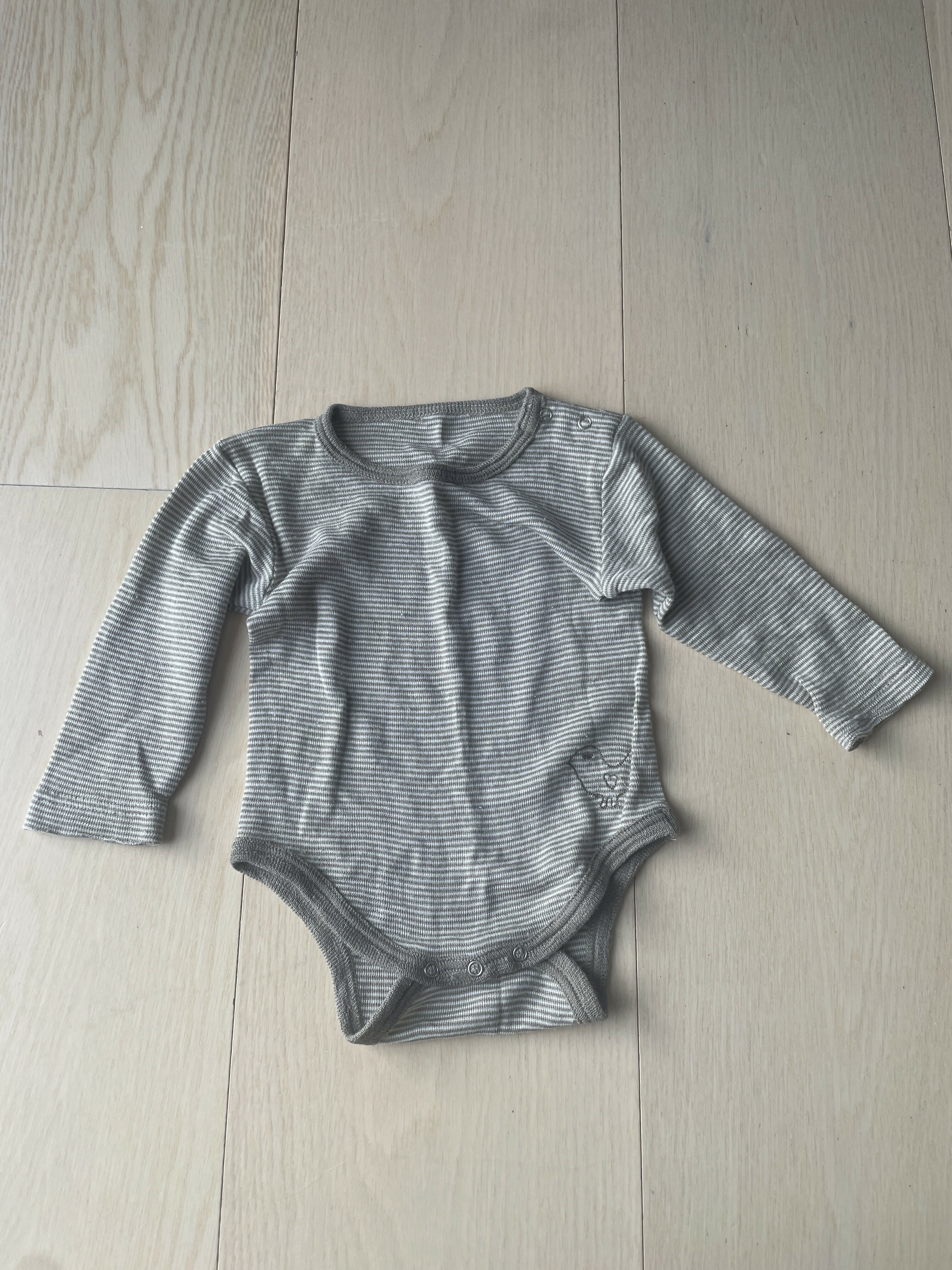 Tynd uld body 62