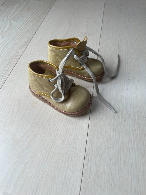 000003 - Angulus - Baby Protective Wear - Yellow - Image 1