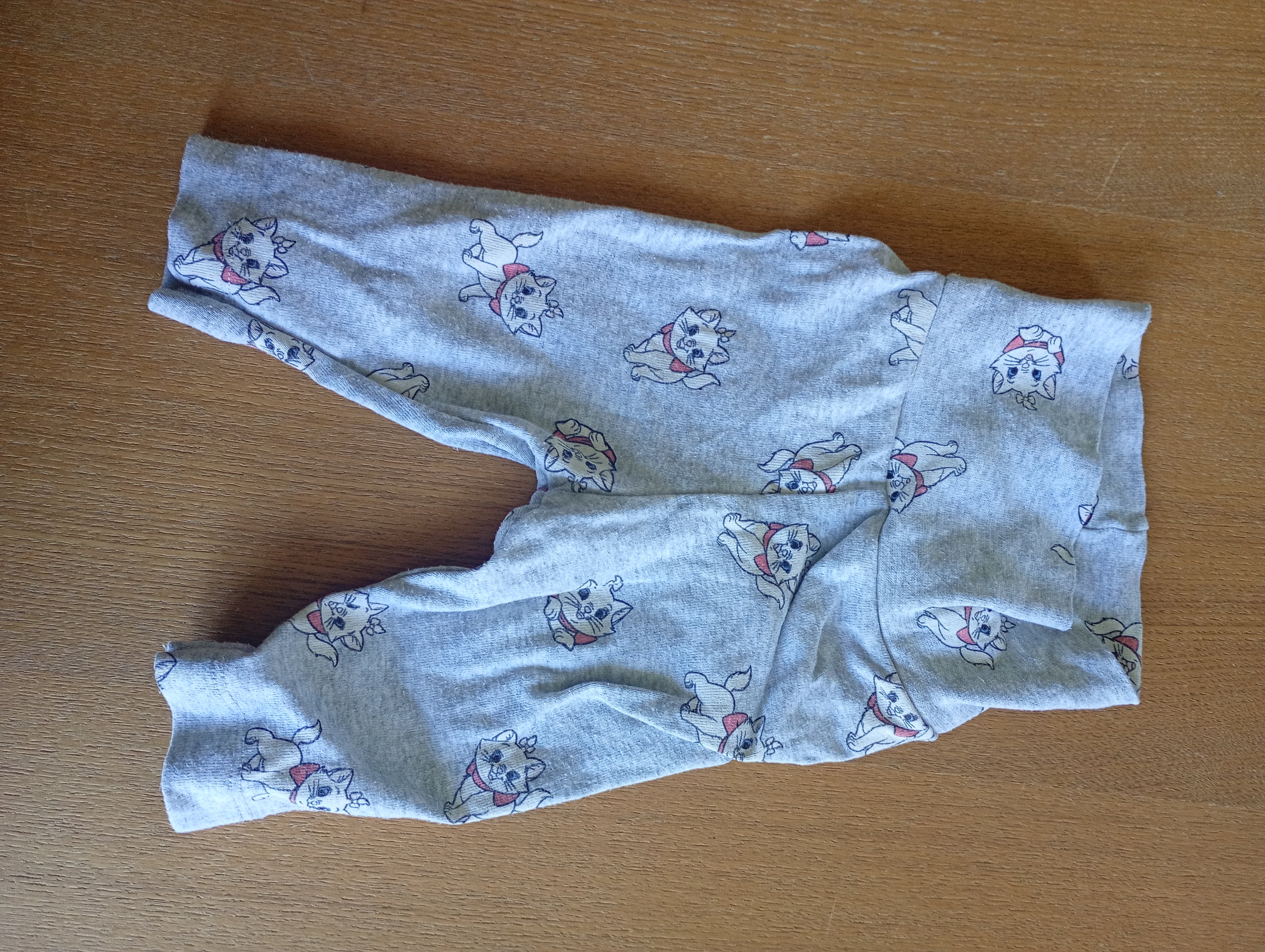 H&M bukser med kat 56